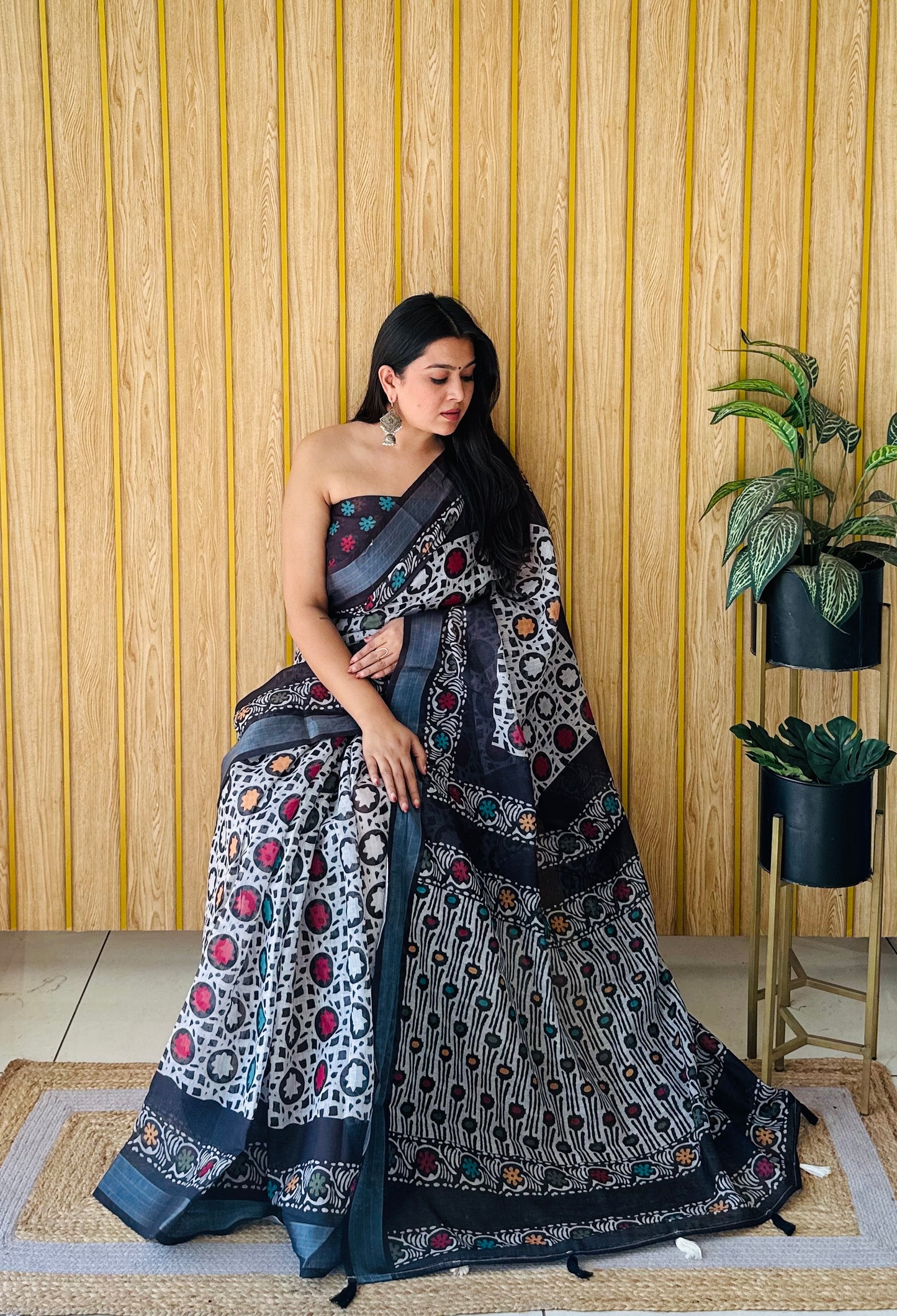 White-Black Color Premium And Rich Quality Soft Linen Cotton Digital Print Saree