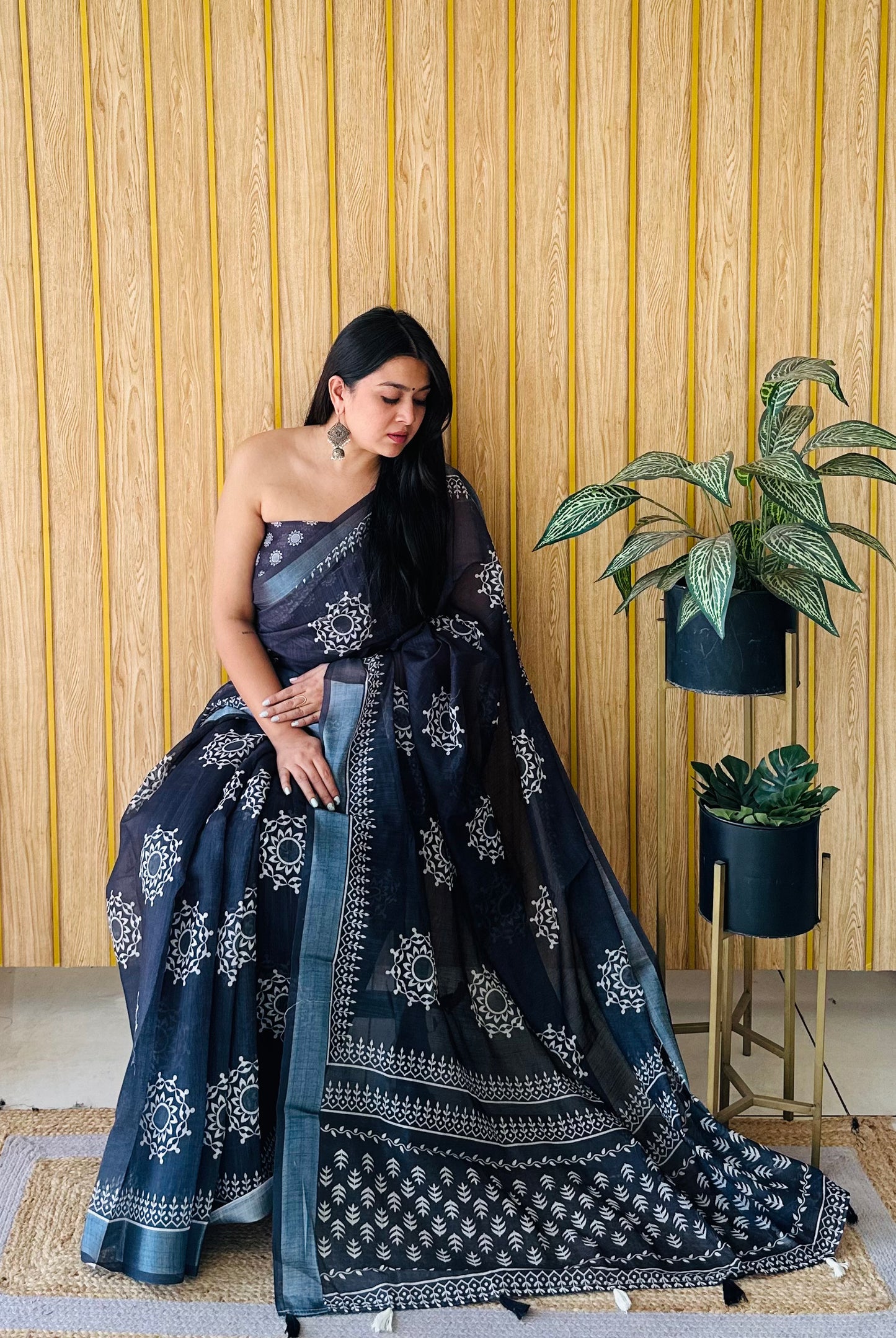 Black Color Soft Linen Cotton Digital Print Saree Very Premium And Rich Quality