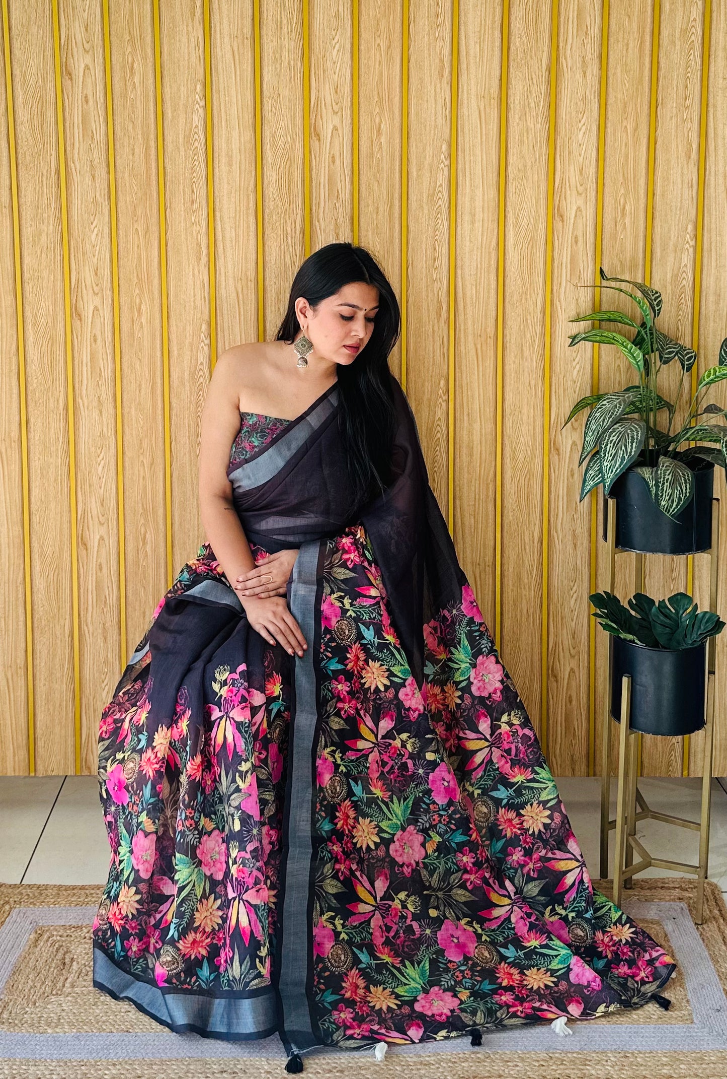 We Brought Exclusive Black Color Wedding Soft Linen Cotton Digital Print Saree With Silver Border