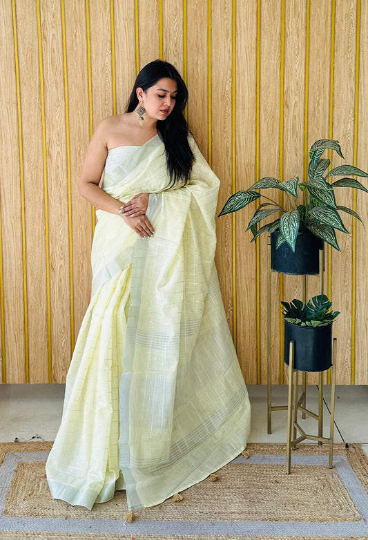 पीला नया लिनन चेक्स कॉन्सेप्ट जो हम सिर्फ आपके लिए लाए हैं