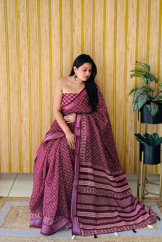 भूरे रंग की प्रीमियम और उच्च गुणवत्ता वाली सॉफ्ट लिनन कॉटन डिजिटल प्रिंट साड़ी