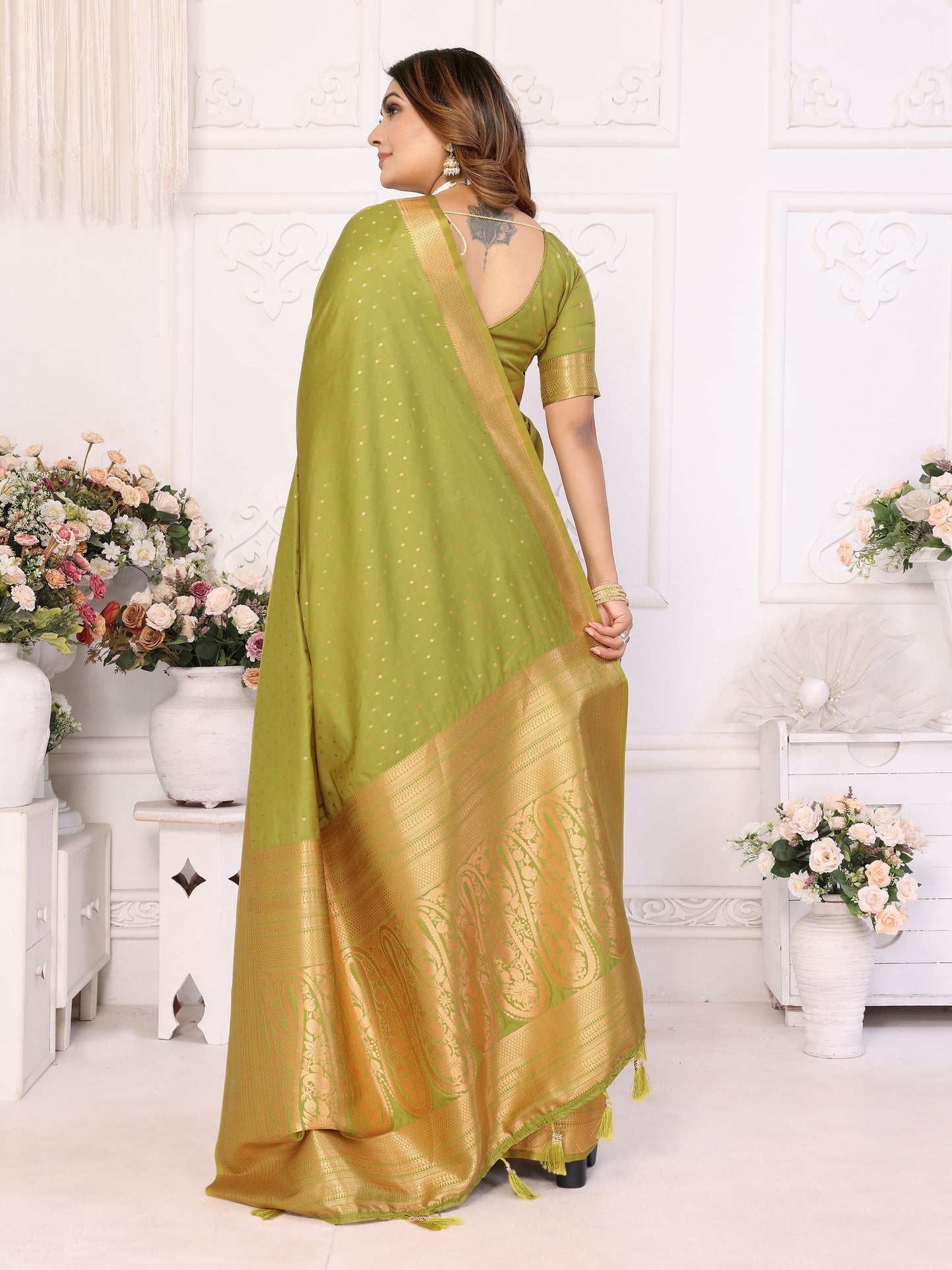 Green Sudarshna Soft Silk Saree With light weight sarees with all over weaving butties