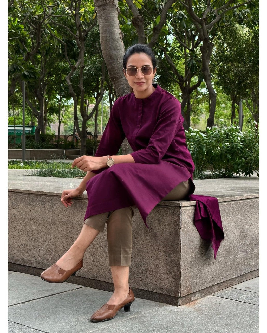 भारतीय पार्टी वियर के लिए सिल्क कुर्ता सेट - सिल्क स्ट्रेट कुर्ता पैंट सेट - महिलाओं के लिए भारतीय कुर्ता