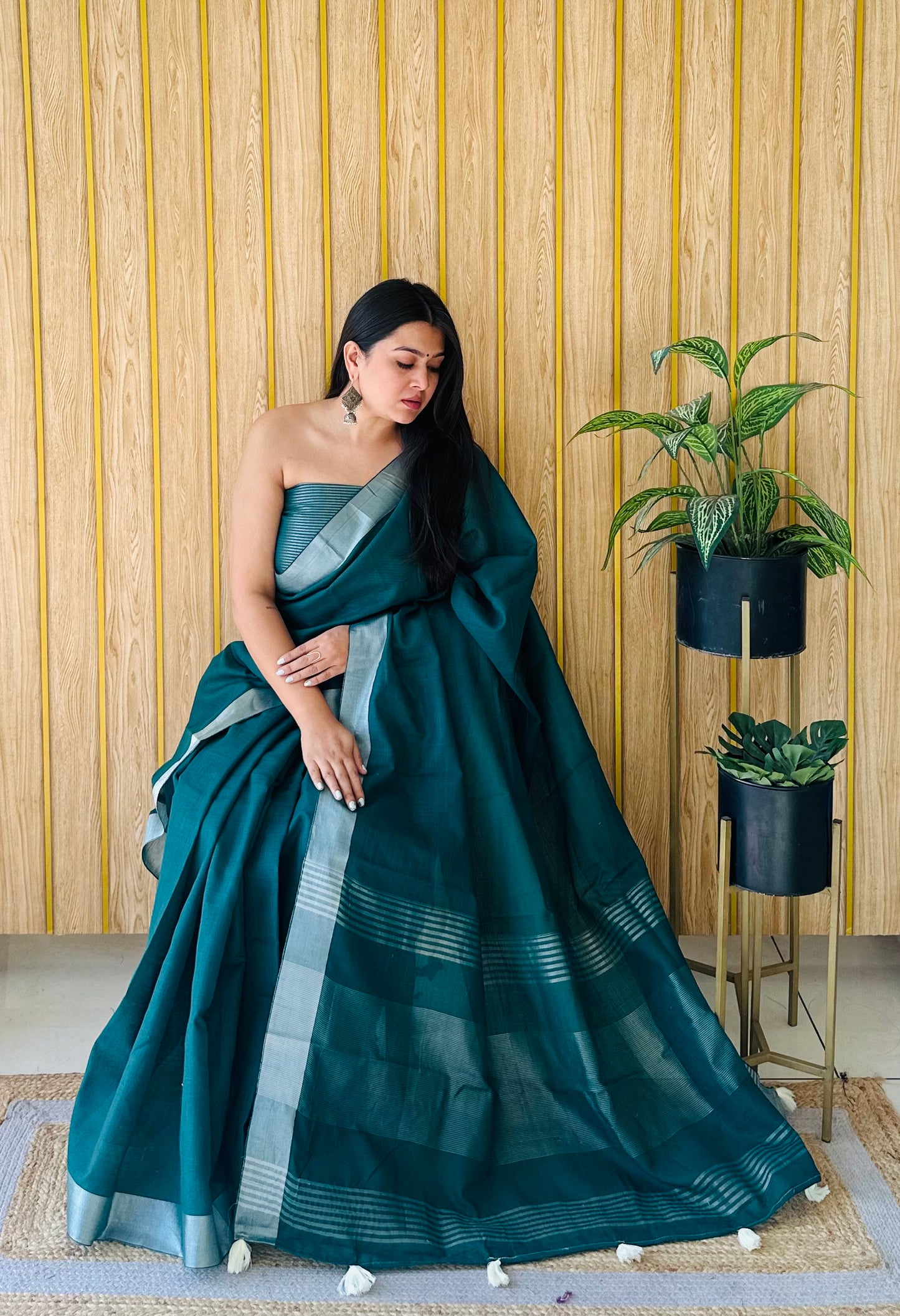 ग्रीन लिनन ब्यूटी अमानत कोलाज और ऑफिस वियर कलेक्शन