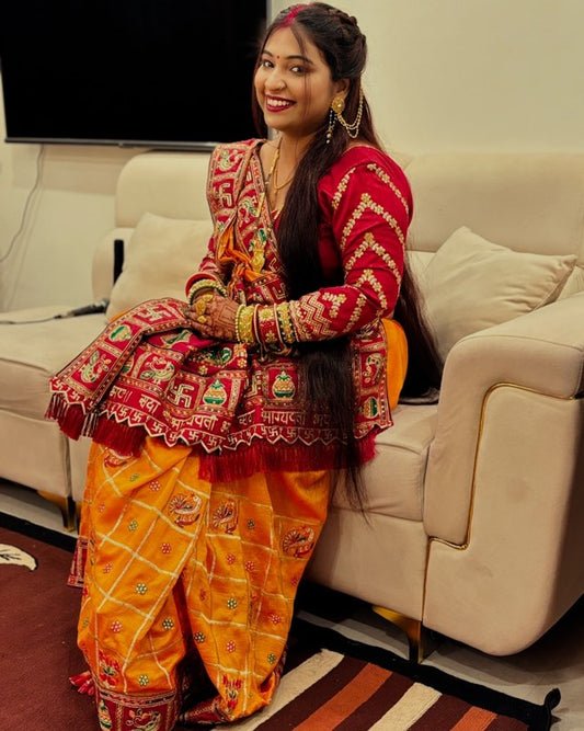 नारंगी पीला मैरून रंग हिमप्रिया द लवबर्ड्स कढ़ाई पैंटर पटोला साड़ी विशेष अवसर के लिए