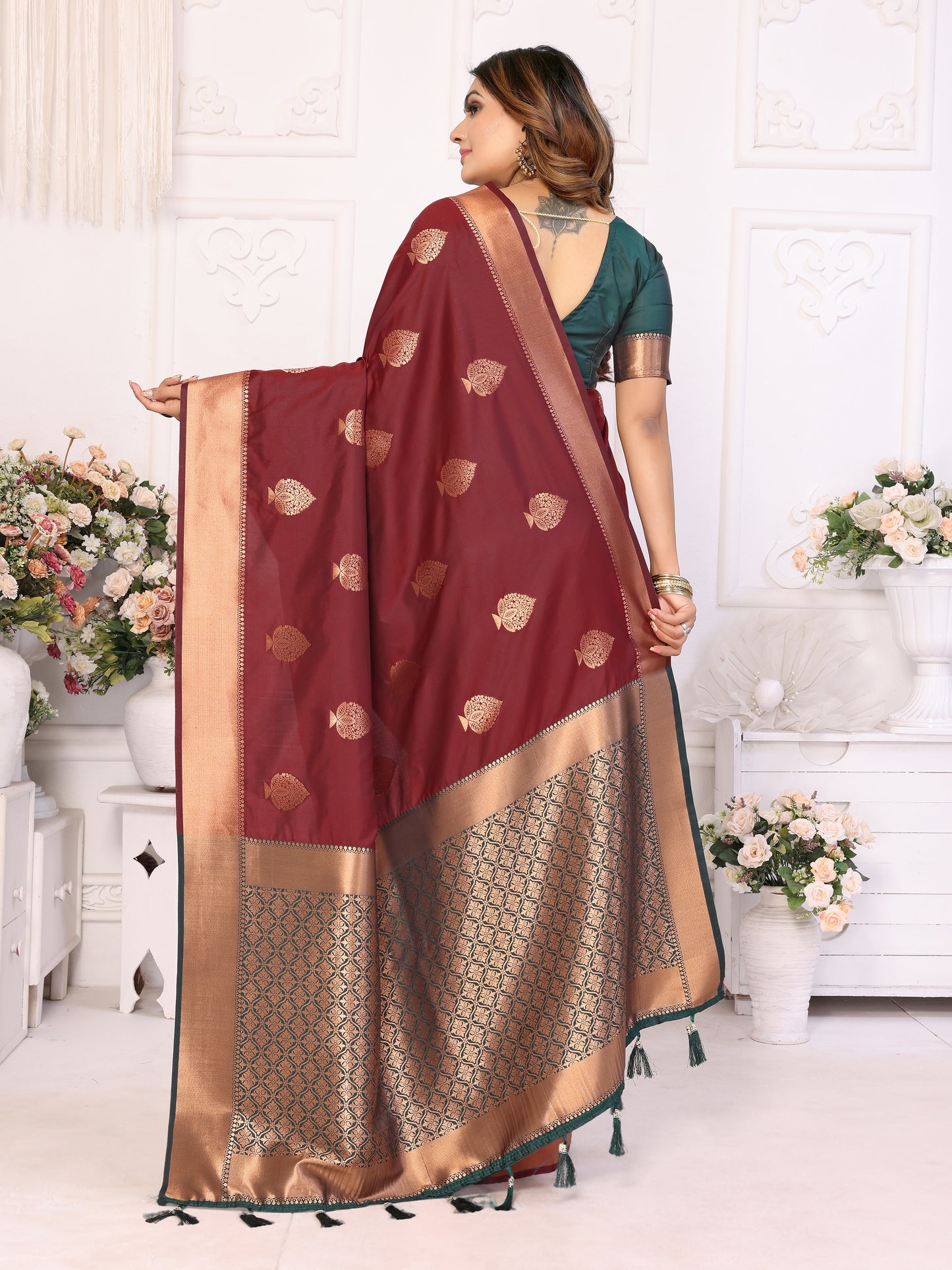 Maroon Color Presenting Super Pretty And Beautiful Premium Lichi Soft Silk Saree