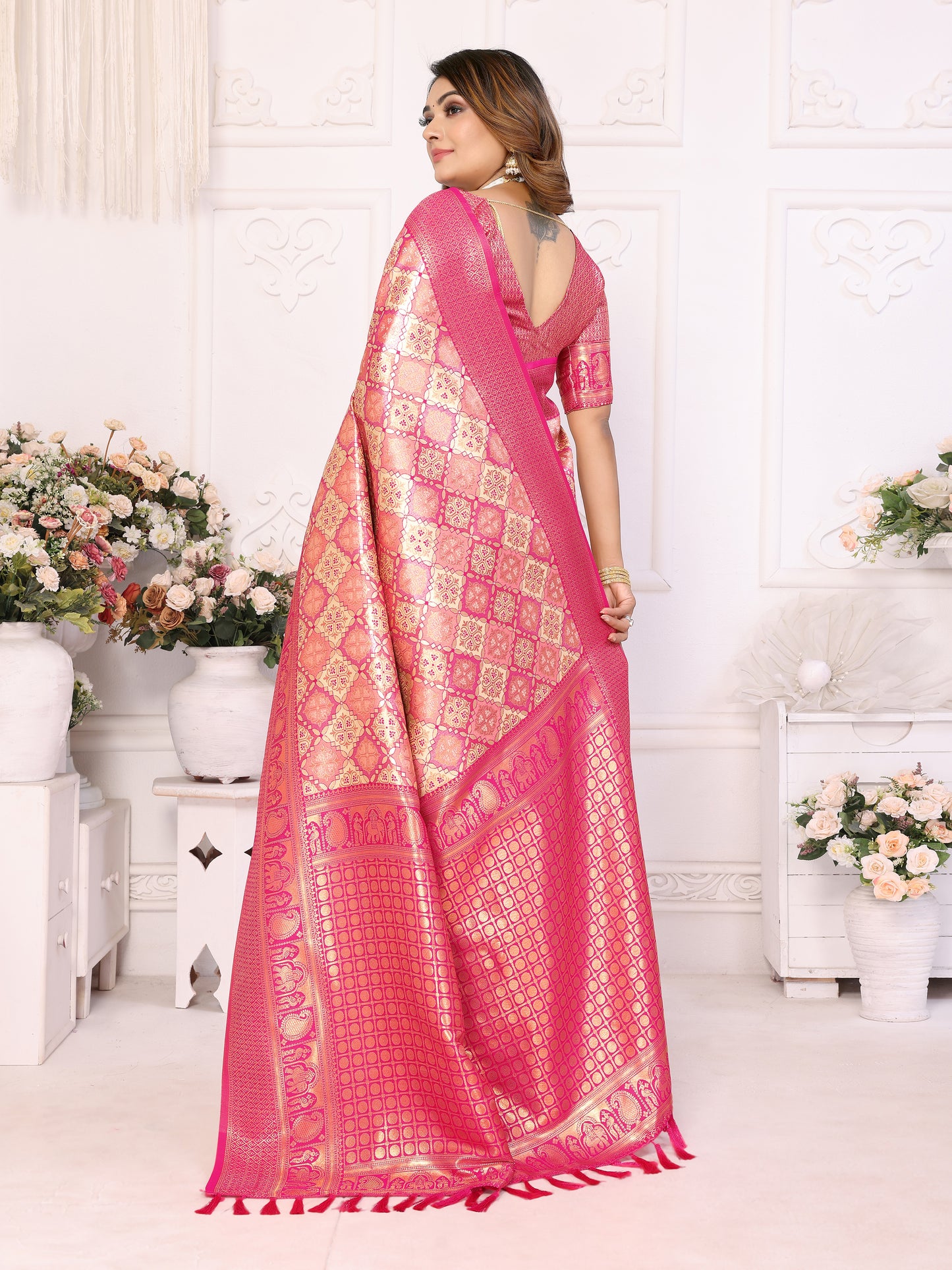 Light Pink Chaturi-2 Banarasi Chaturi silk saree Jari weaving Border