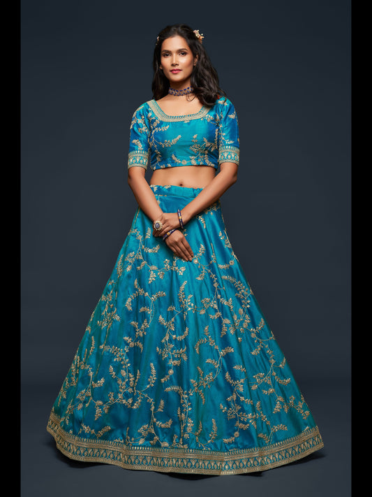 टील ब्लू कलर आर्ट सिल्क थ्रेड, ज़री, डोरी और सेक्विन कढ़ाई वर्क लहंगा चोली