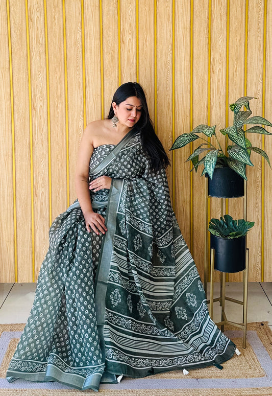 Dark Green Color Soft Linen Cotton Digital Print Saree Very Premium And Rich Quality