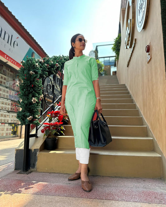 भारतीय पार्टी वियर के लिए सिल्क कुर्ता सेट - सिल्क स्ट्रेट कुर्ता पैंट सेट - महिलाओं के लिए भारतीय कुर्ता