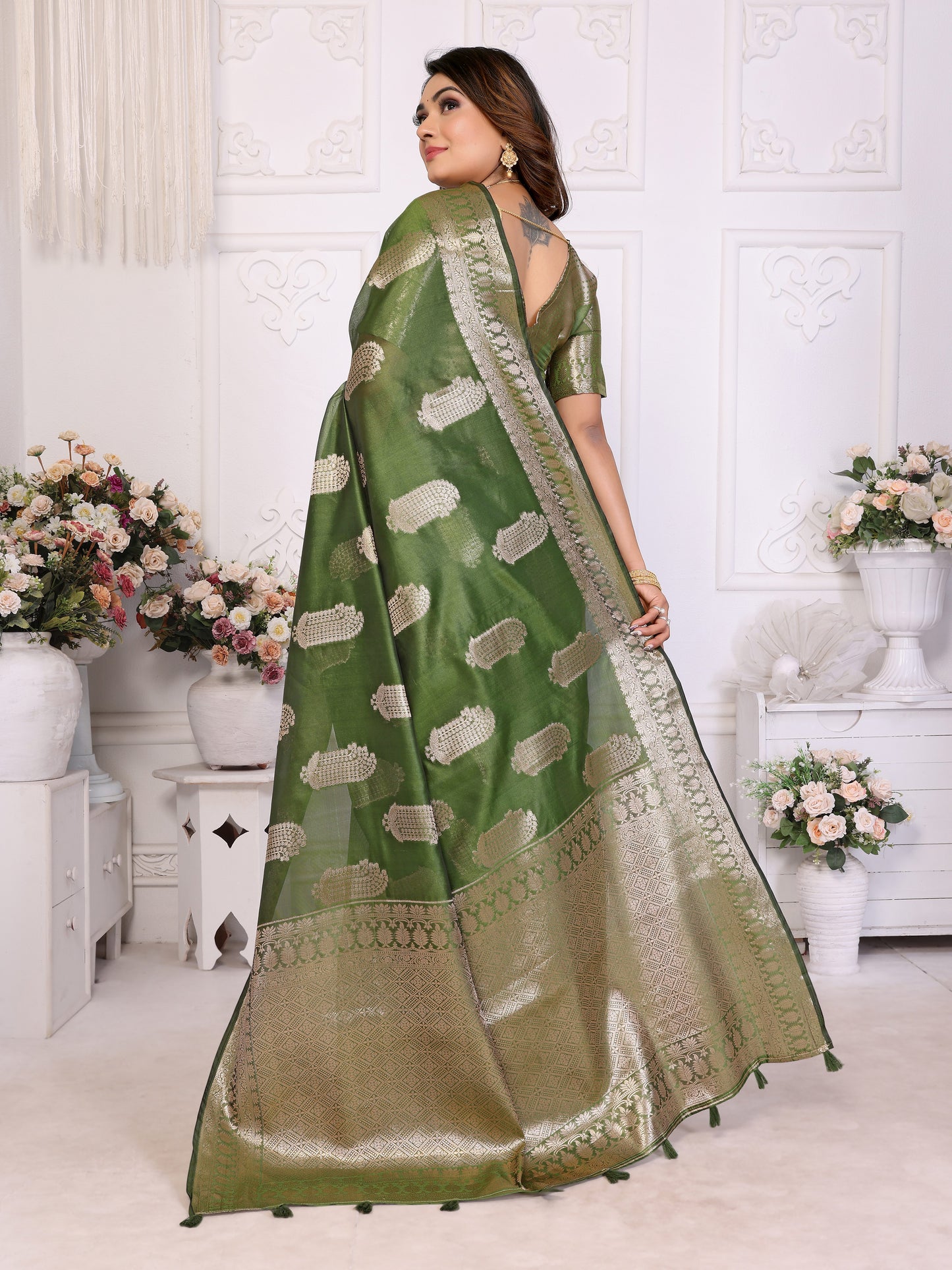 Green Color Premium And Superior Soft Organza Silk Banarasi Saree Butta With Unique Colour