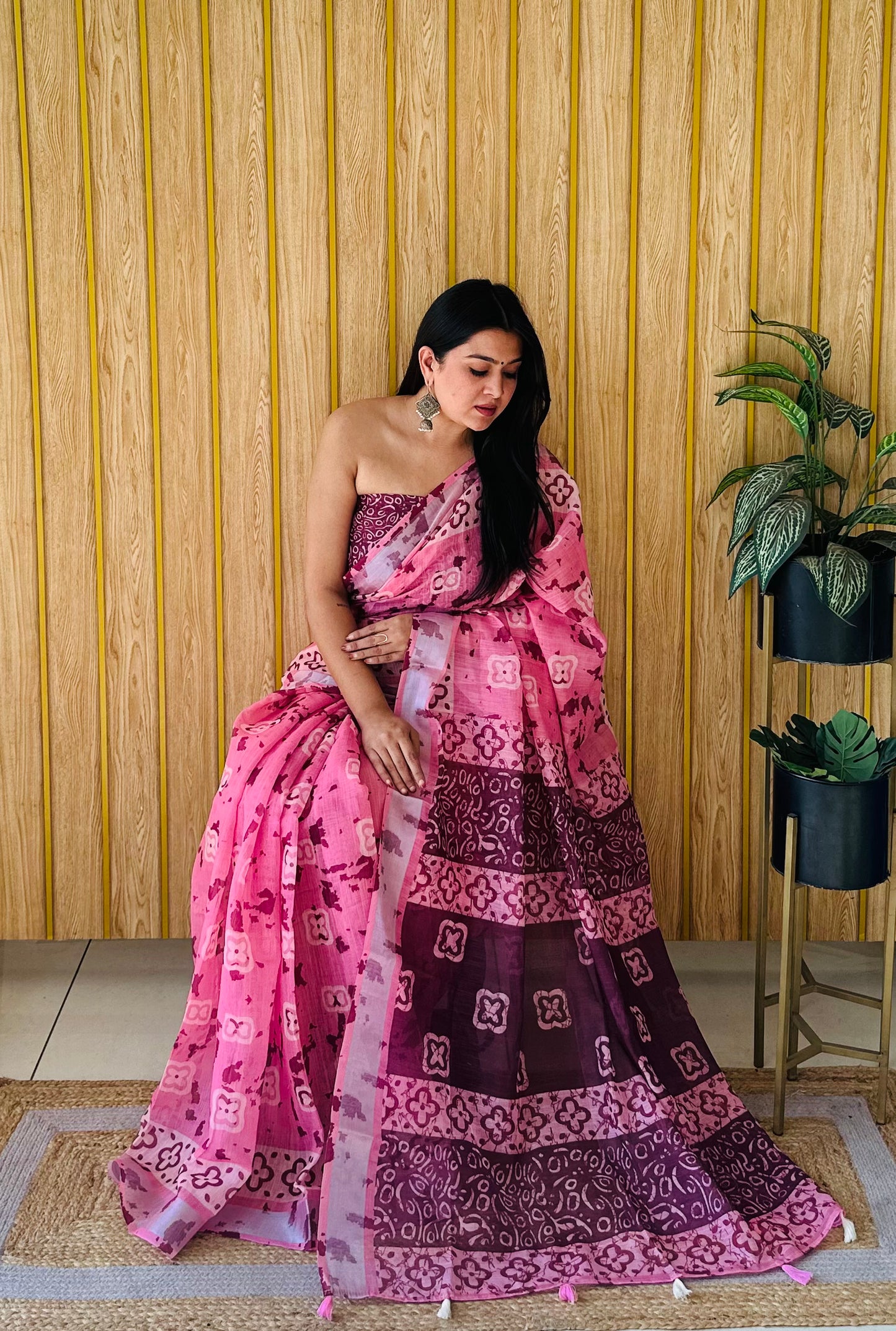 Pink New Concept Premium And Rich Soft Linen Cotton Digital Print Saree With Silver Border