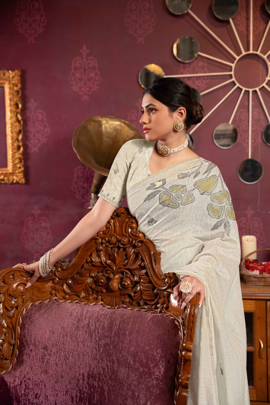 पिस्ता ग्रीन रंग की मुल कॉटन साड़ी खूबसूरत ज़री बुनी डिज़ाइन के साथ