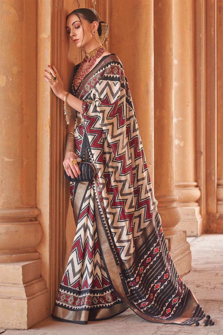 Black Color Art Silk Fabric Casual Look Fetching Saree