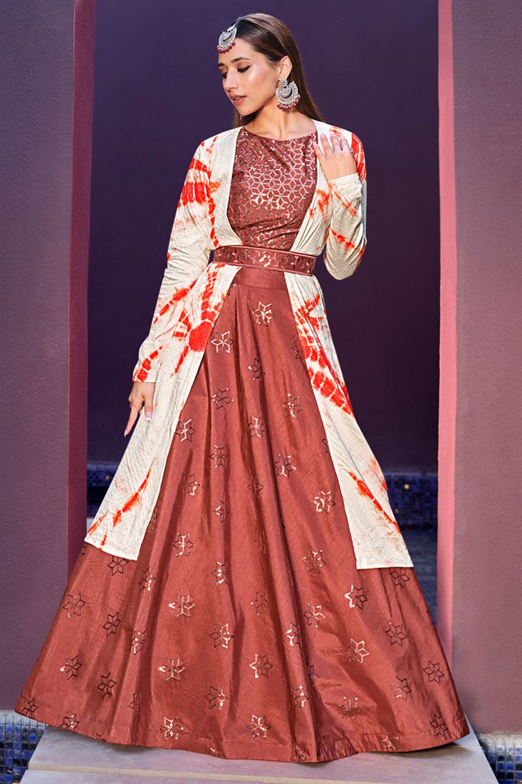 जंग लगे रंग का आर्ट सिल्क फैब्रिक जैकेट के साथ सुखद लेहेंगा चोली