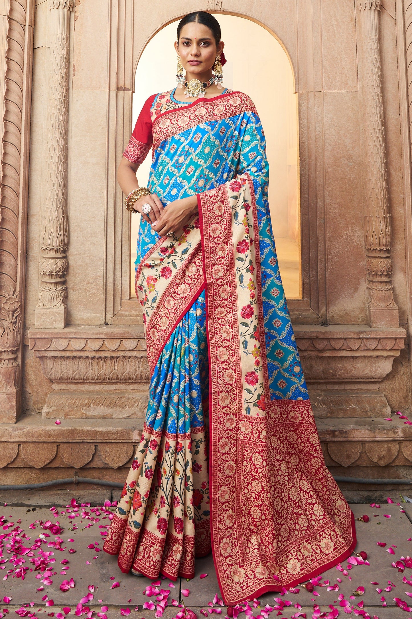 सरल बुनाई डिजाइन स्काई ब्लू रंग कला रेशम साड़ी