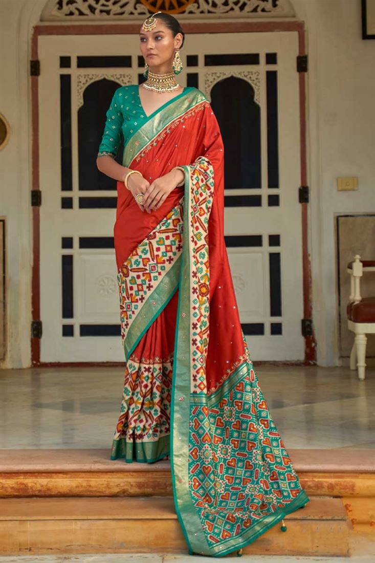 इंपीरियल लाल रंग आर्ट सिल्क फैब्रिक पटोला प्रिंटेड साड़ी