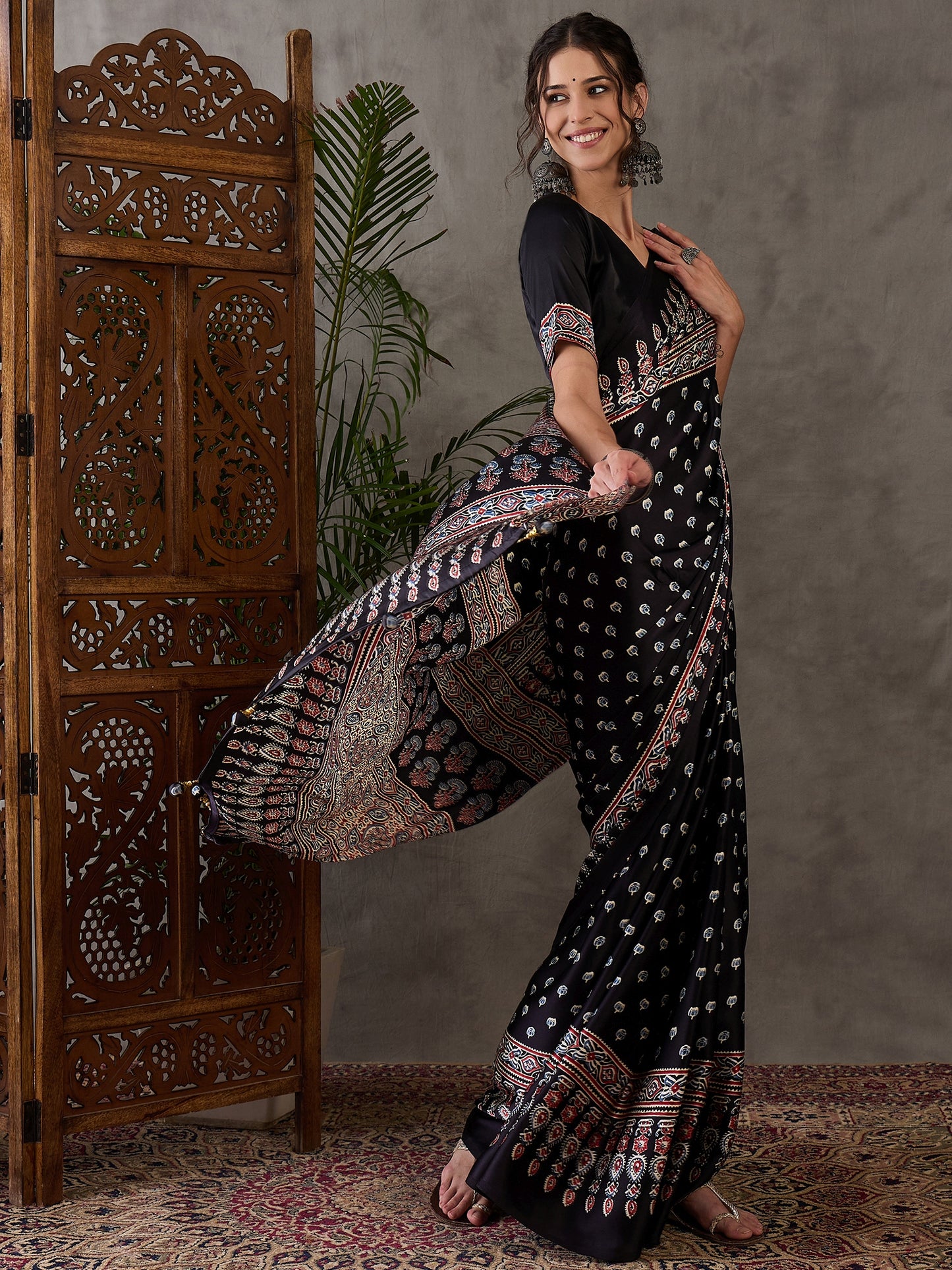 Rana Pure Semi Modal Silk Floral Printed Black Saree