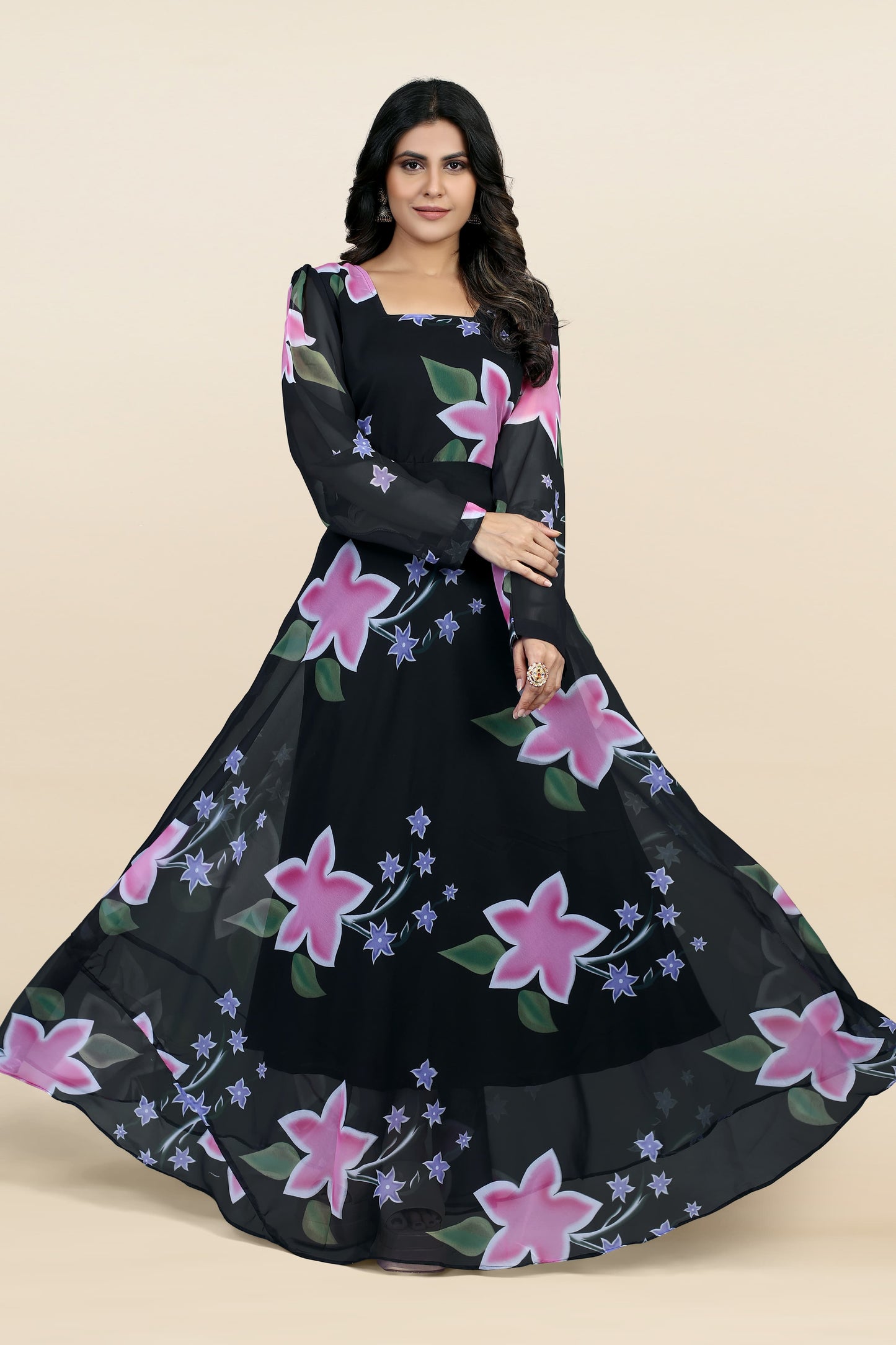 काले फूल मुद्रित अनारकली गाउन कैटलॉग