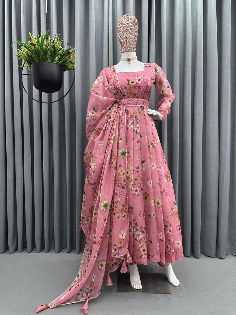 Luxurious Tibby Silk Suit for Elegant Evenings