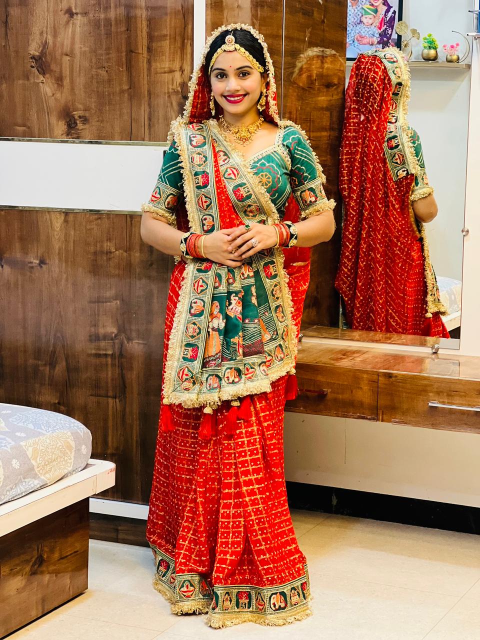 शुद्ध विस्कोस पीले रंग की सौभाग्यवती भव घाटचोला साड़ी