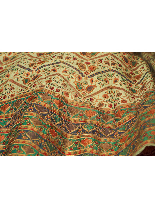 मिंट ग्रीन आर्ट सिल्क कढ़ाई वाला डिज़ाइनर लहंगा