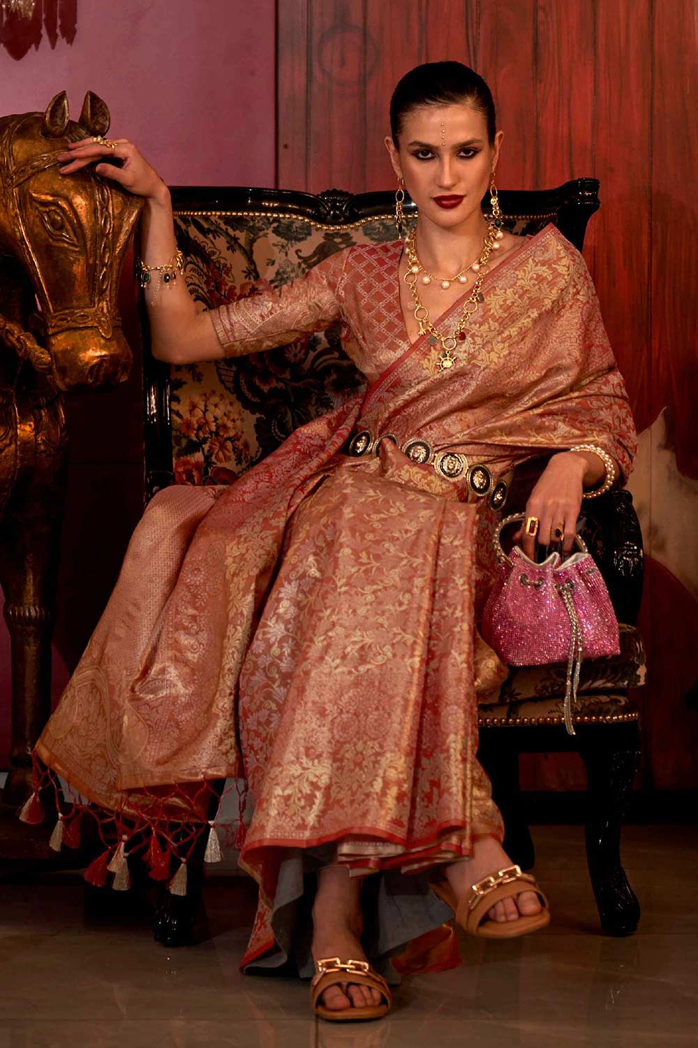 कटिया सिल्क रेड फ्लोरल वन मिनट साड़ी