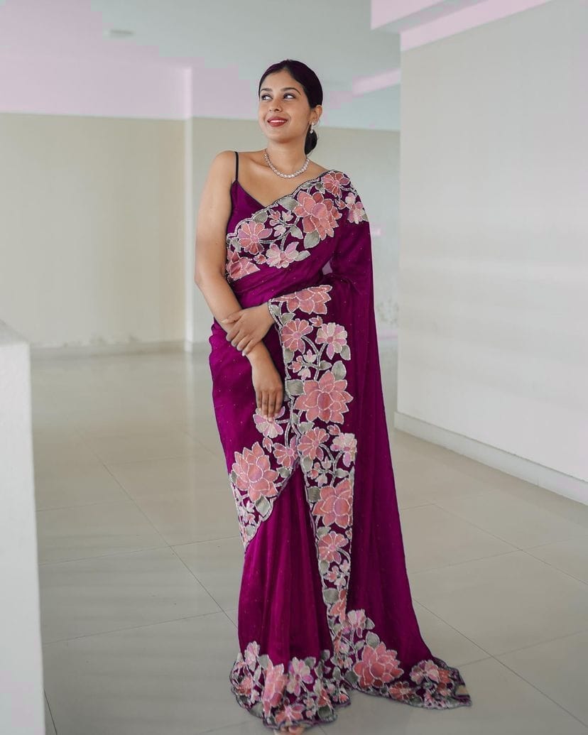 स्टाइलिश रंगोली सिल्क सीक्वेंस कढ़ाई वर्क साड़ी