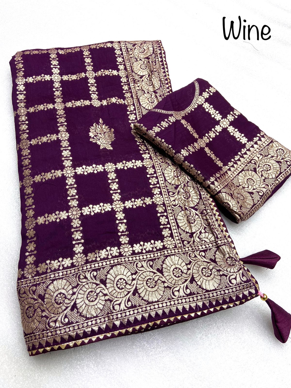 खूबसूरत विस्कोस कॉटन वर्क साड़ी