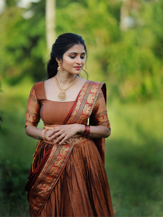 सरसों के रंग की ज़री बुनाई का काम नारायण पेट कॉटन हैदराबादी लहंगा चोली