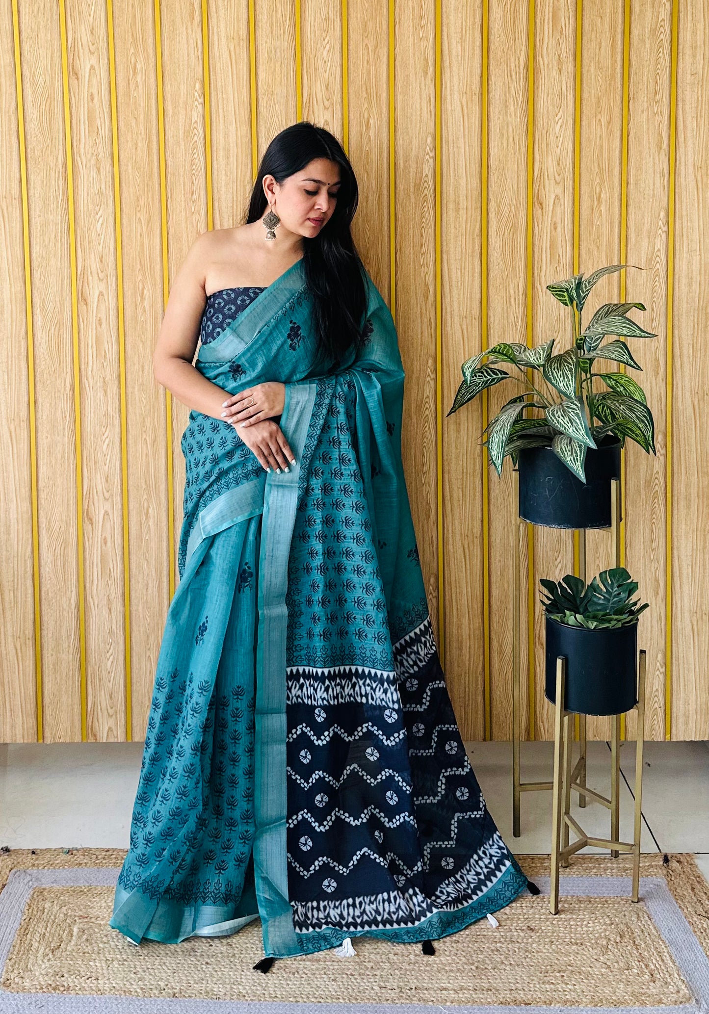 Sea Green Color Soft Linen Cotton Digital Print Saree Very Premium And Rich Quality