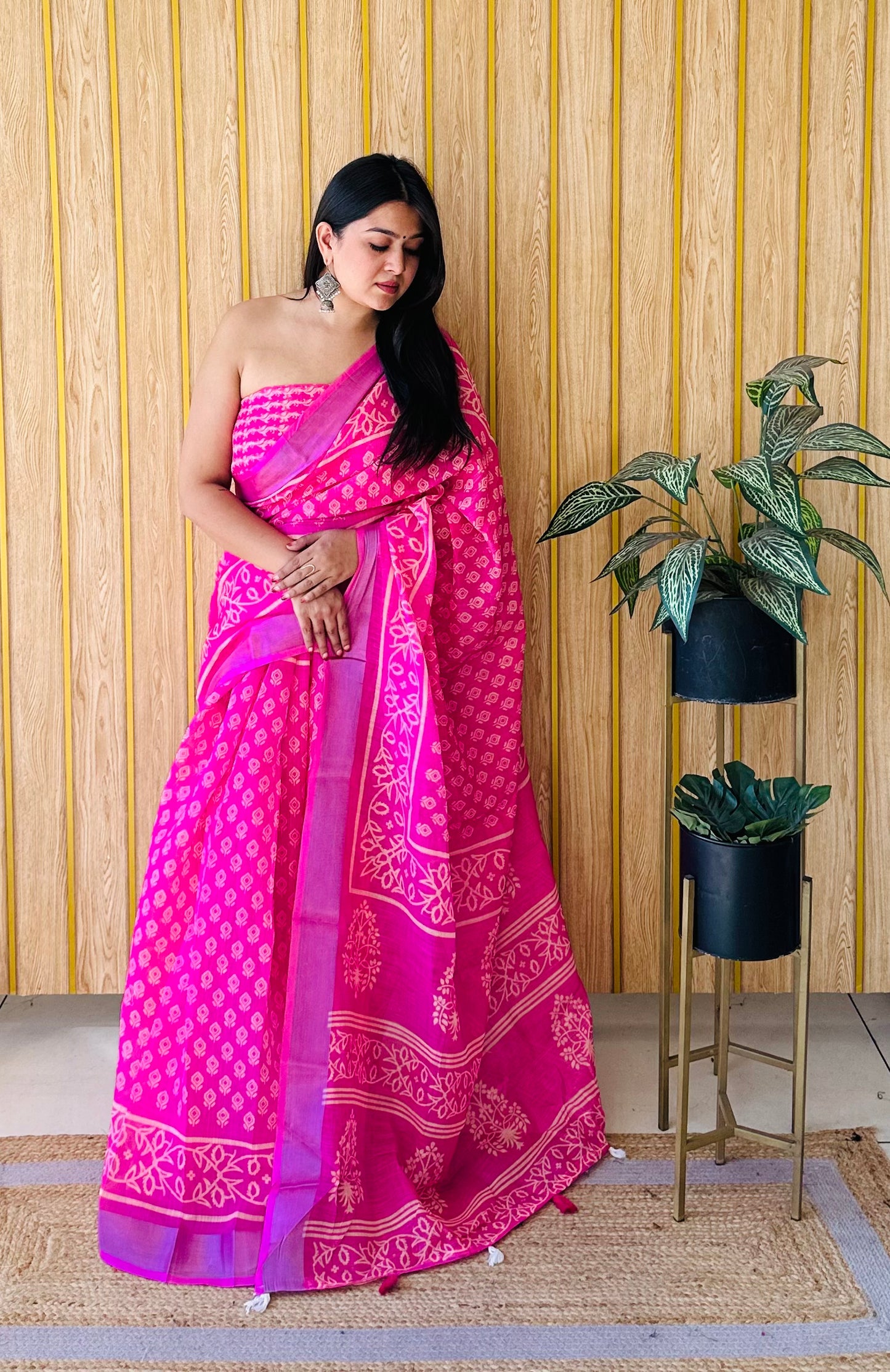 Pink Color Soft Linen Cotton Digital Print Saree Very Premium And Rich Quality