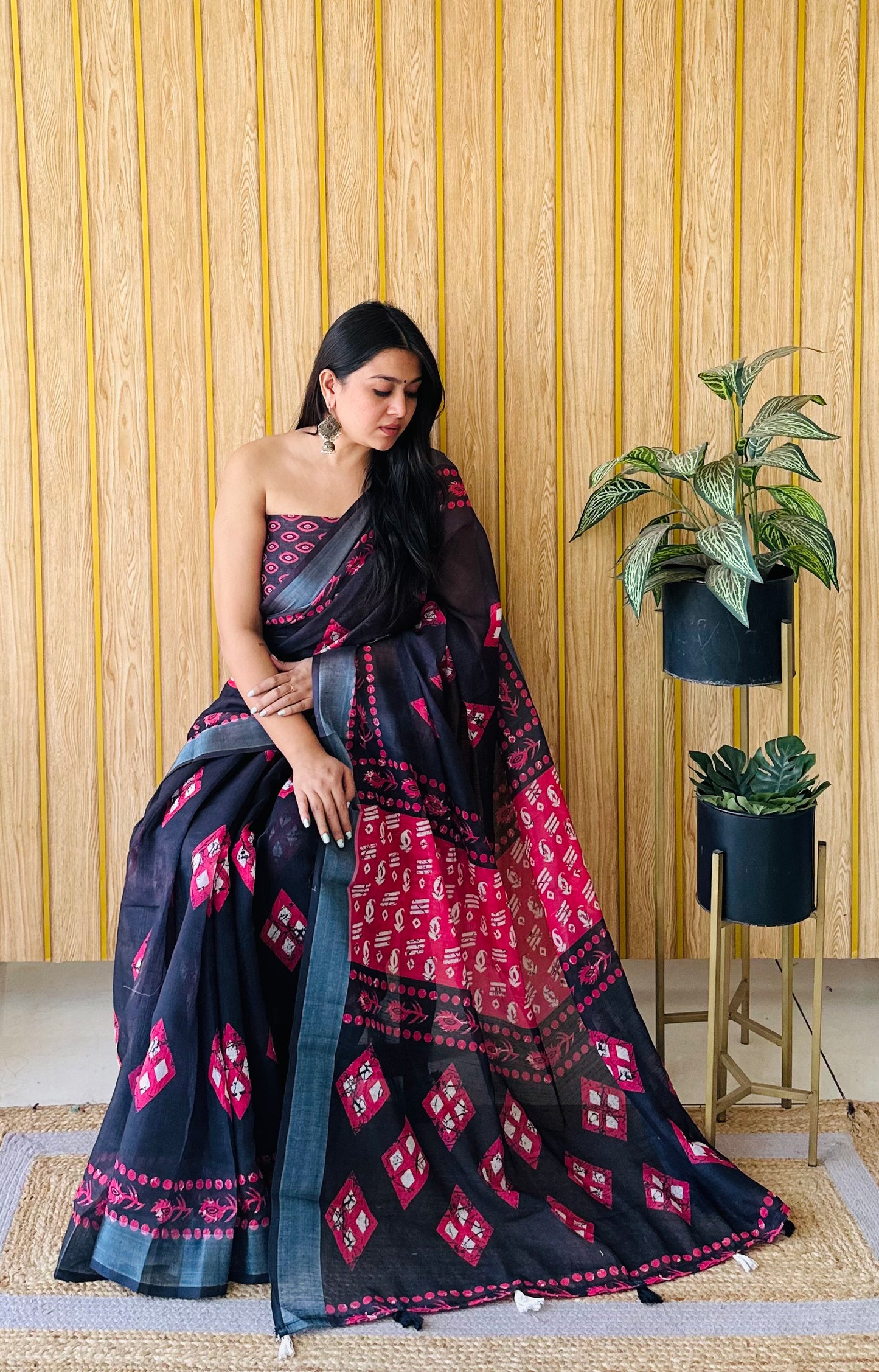 Black-Red Color Soft Linen Cotton Digital Print Saree Very Premium And Rich Quality