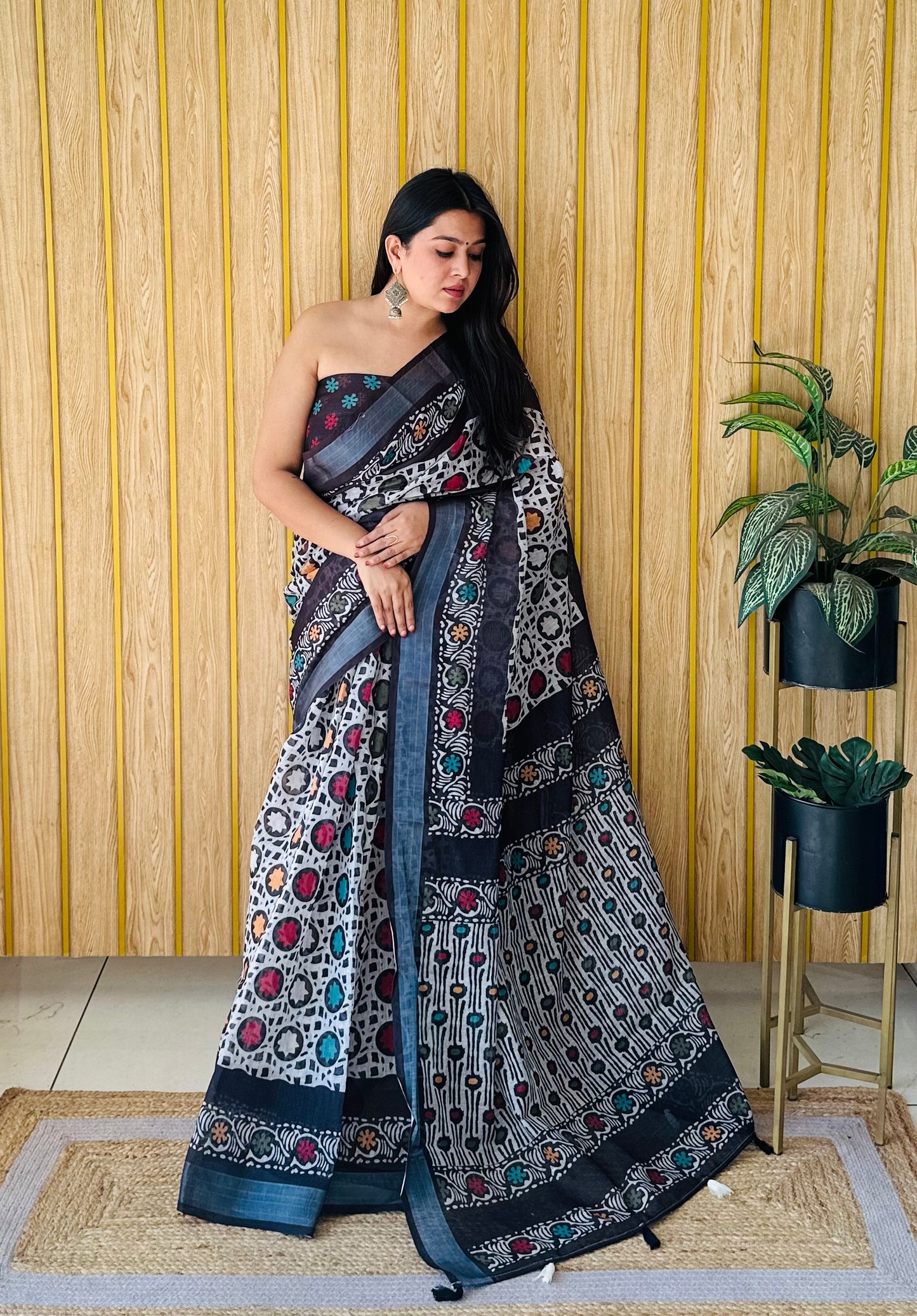White-Black Color Premium And Rich Quality Soft Linen Cotton Digital Print Saree