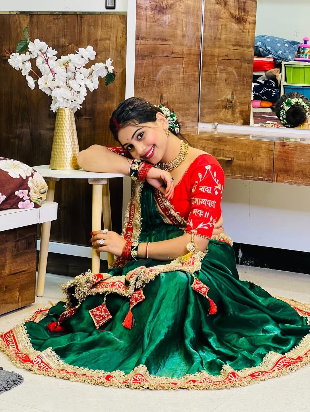 SAUBHAGYAVATI BHAVA Fendy Silk GREEN