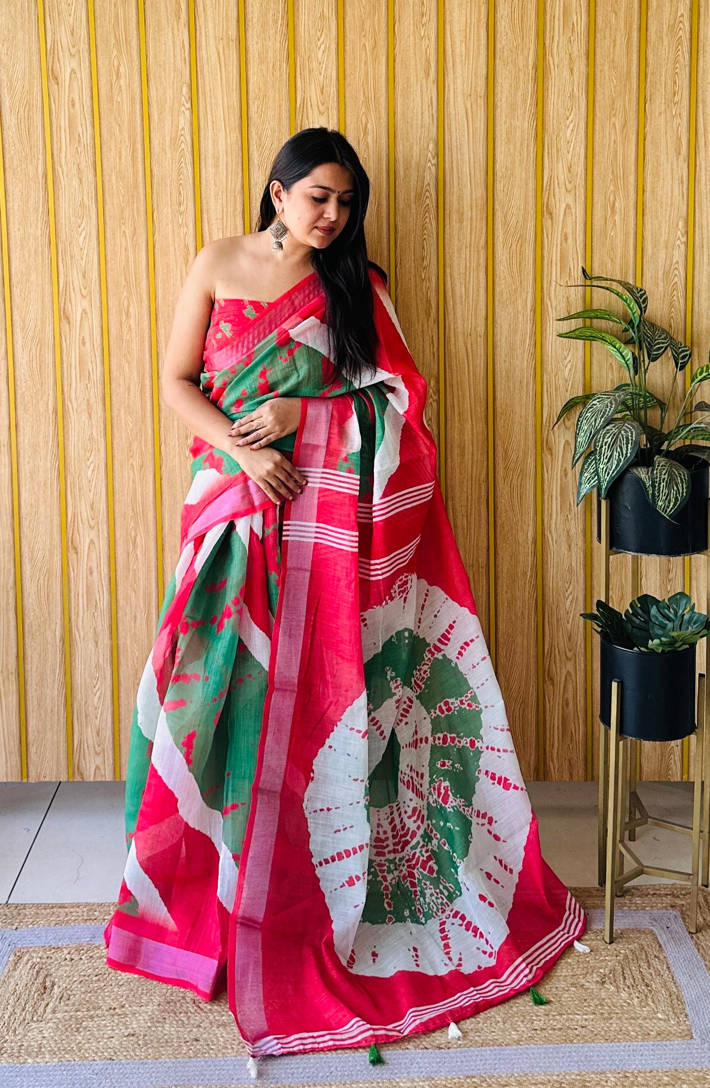 New Concept Premium And Rich Soft Linen Cotton Digital Print Saree With Silver Border