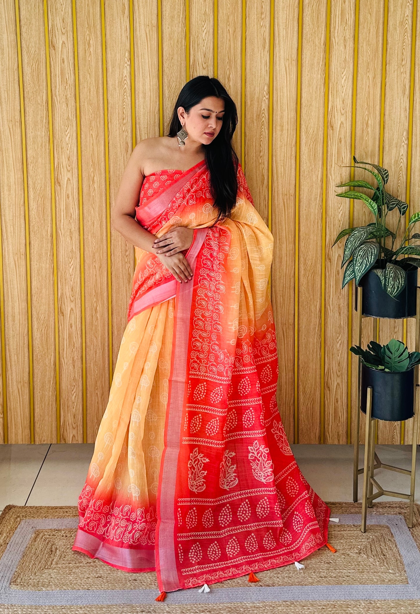 New Concept Premium And Rich Soft Linen Cotton Digital Print Saree With Silver Border