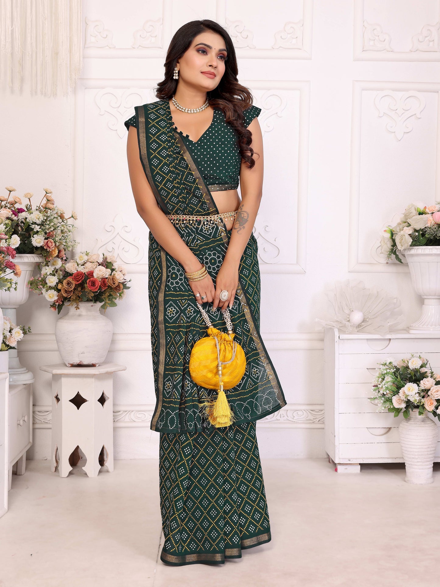 हरी अम्बा शुद्ध पटोला और बंधेज पैटर्न नरम सूती हल्के वजन की साड़ी