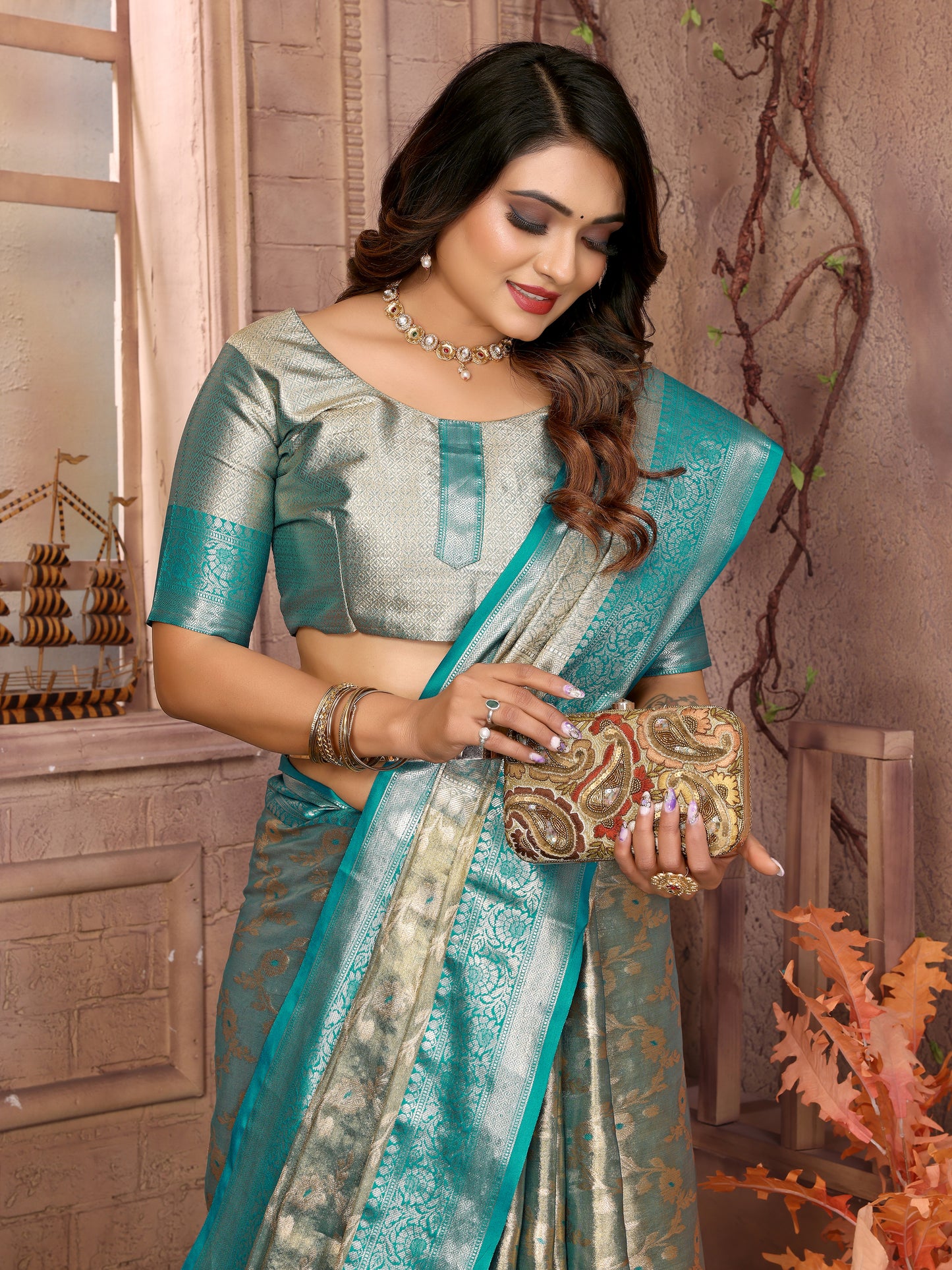 Sea Green Color Handloom Tissue Silk Saree With Zari Designs And Contrast Border