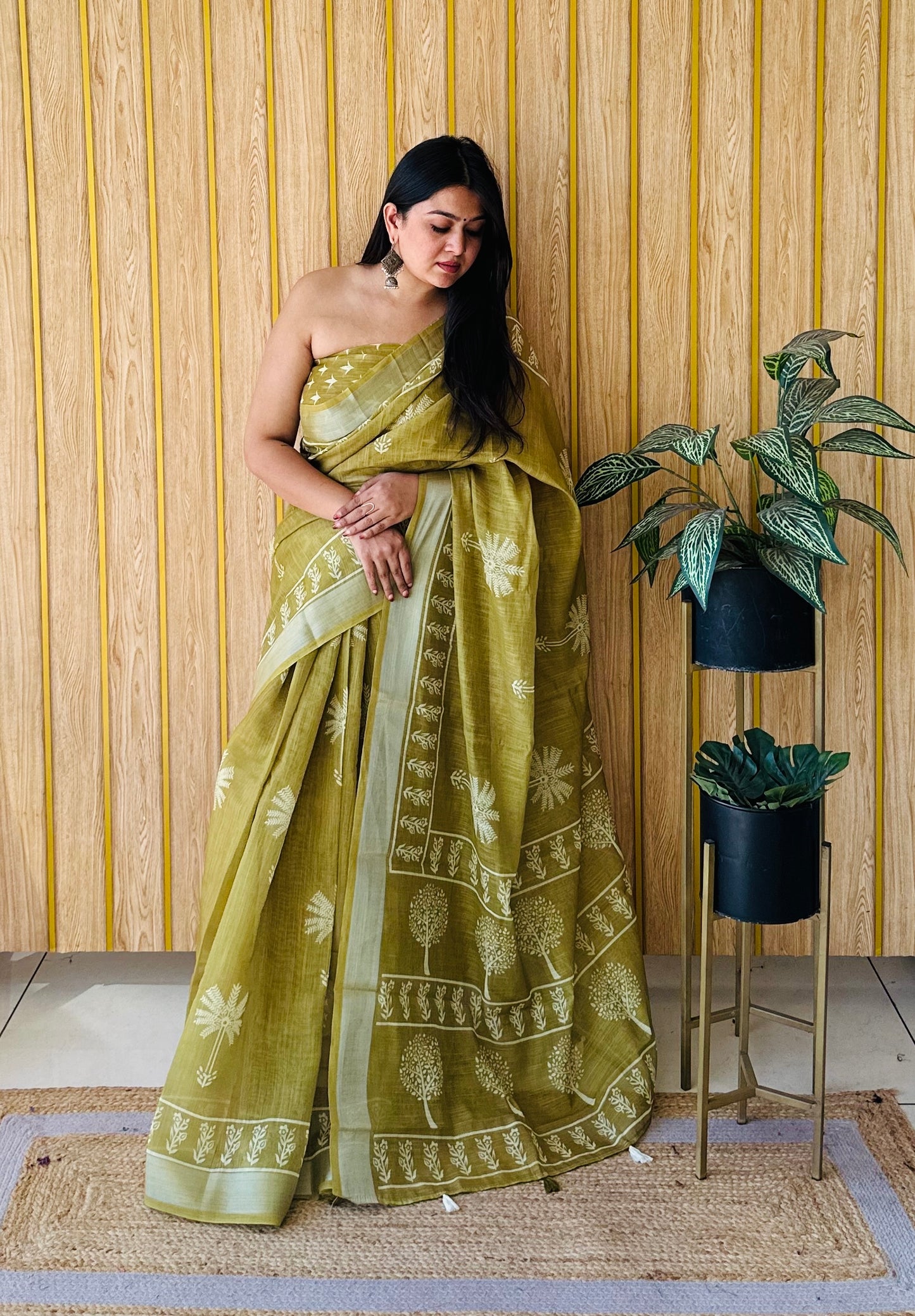 Mehendi Color Soft Linen Cotton Digital Print Saree Very Premium And Rich Quality