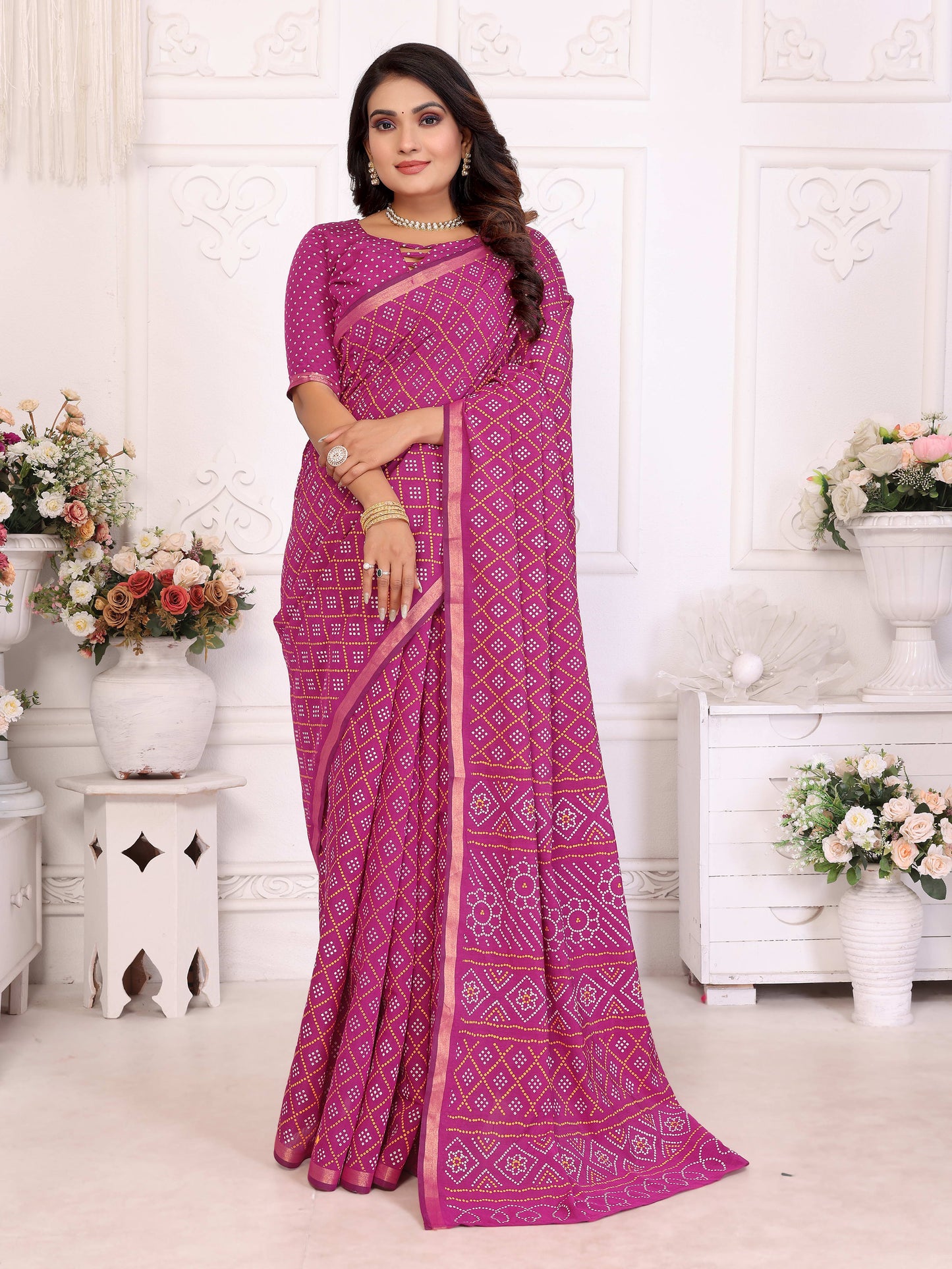 गुलाबी अंबा शुद्ध पटोला और बंधेज पैटर्न मुलायम सूती हल्के वजन की साड़ी