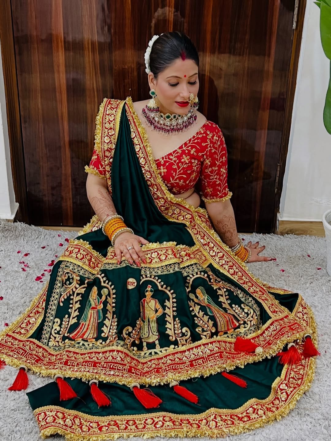 Wedding Special green Gold Panetar Saree With Blouse