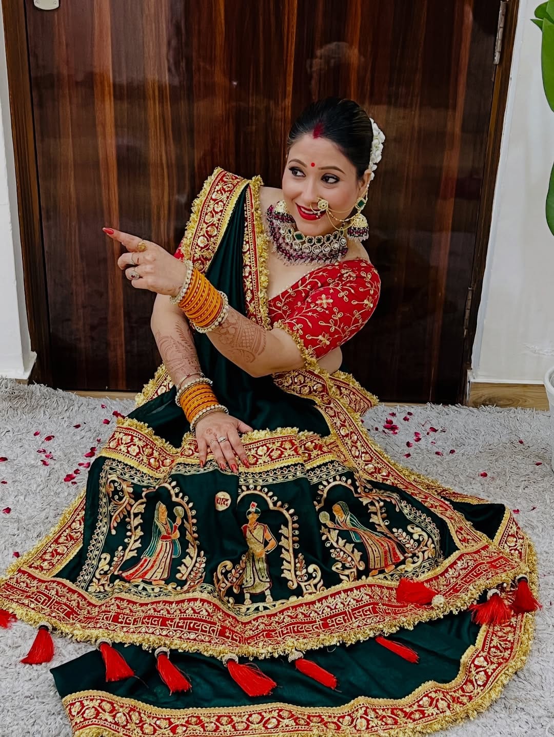 Wedding Special green Gold Panetar Saree With Blouse