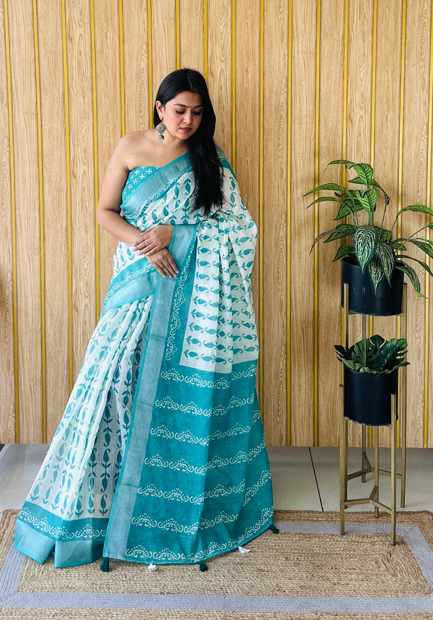 Sea Green Color Soft Linen Cotton Digital Print Saree Very Premium And Rich Quality