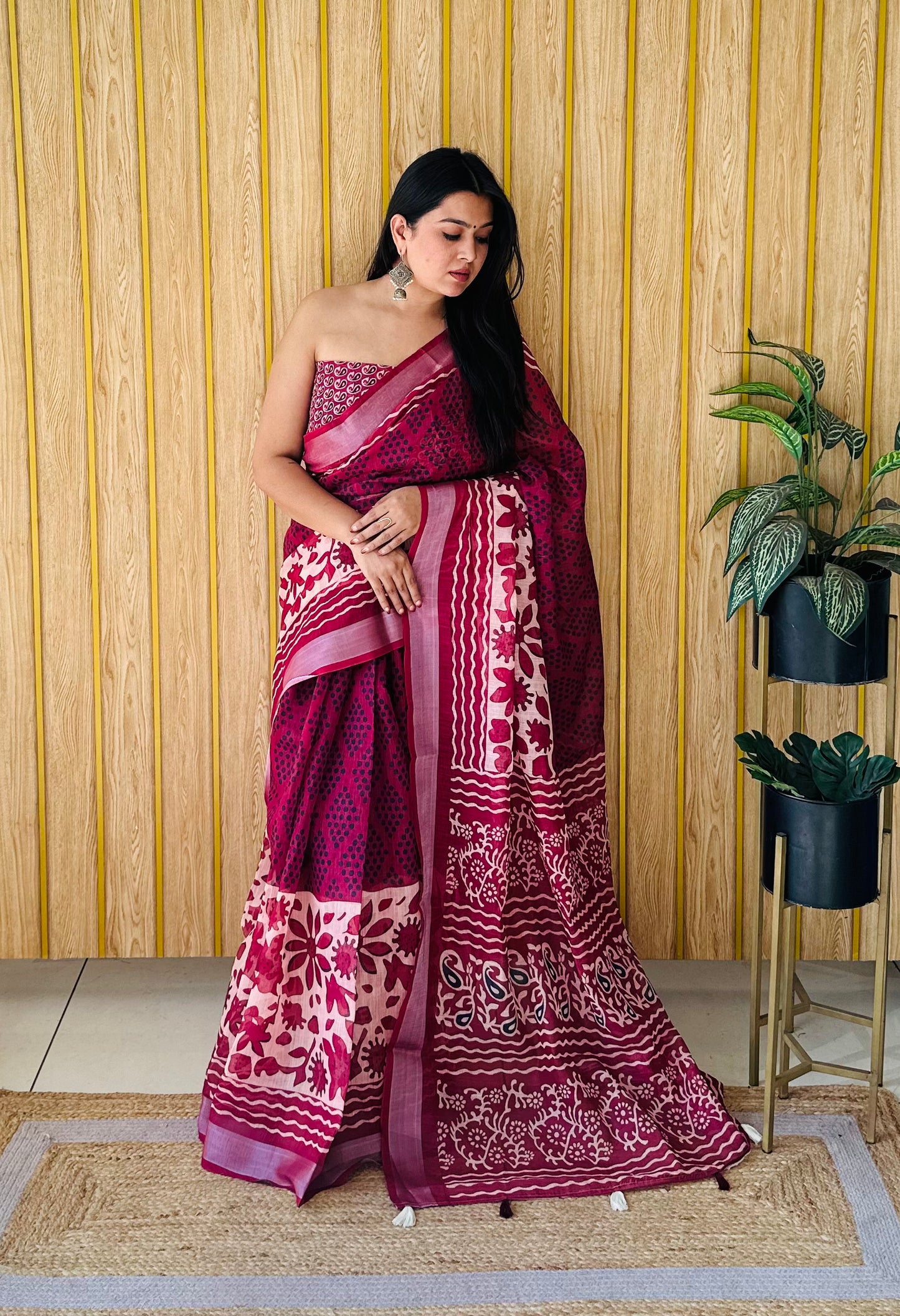Maroon Color Premium And Rich Quality Soft Linen Cotton Digital Print Saree