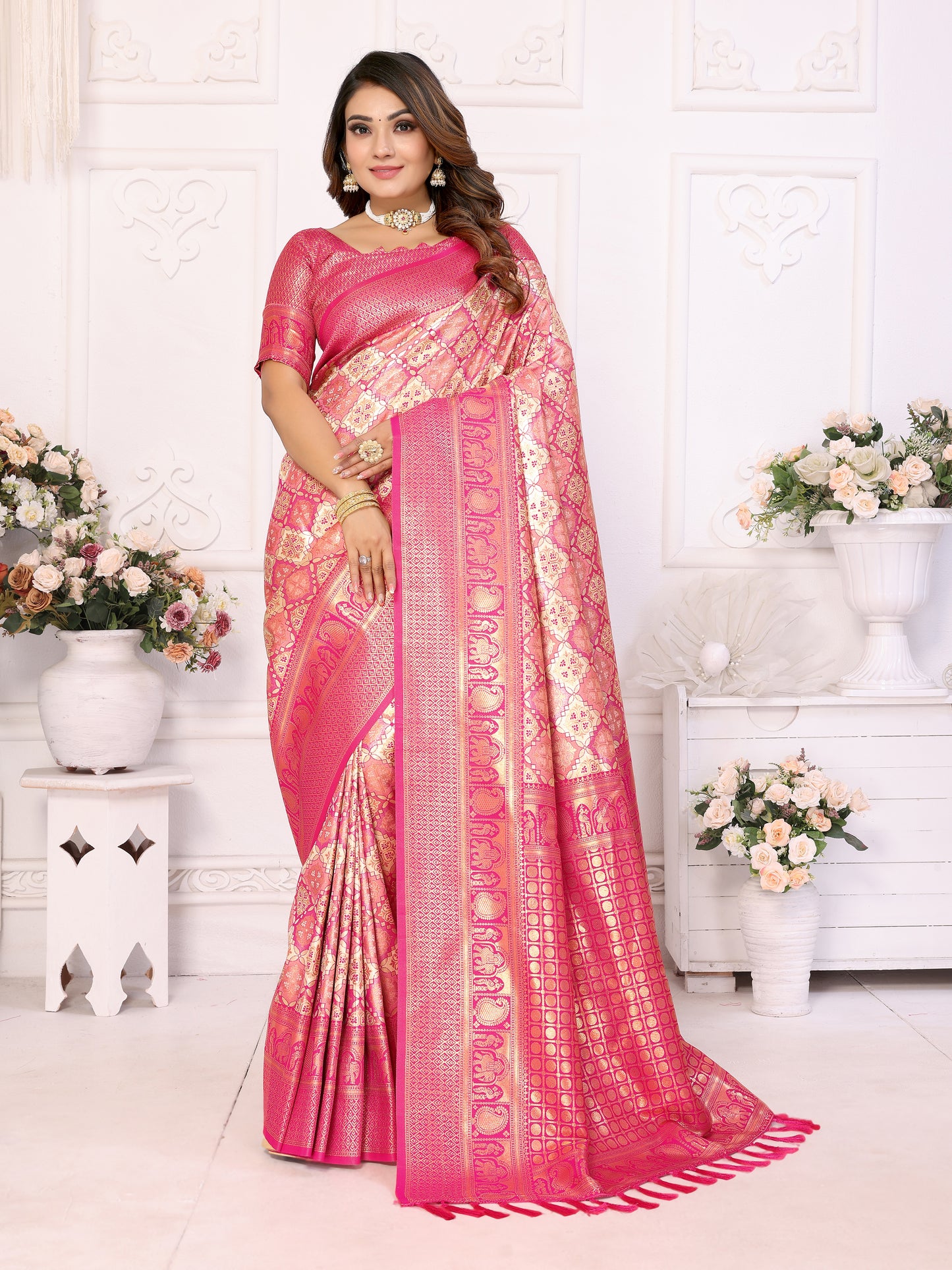 Light Pink Chaturi-2  Banarasi Chaturi silk saree Jari weaving Border