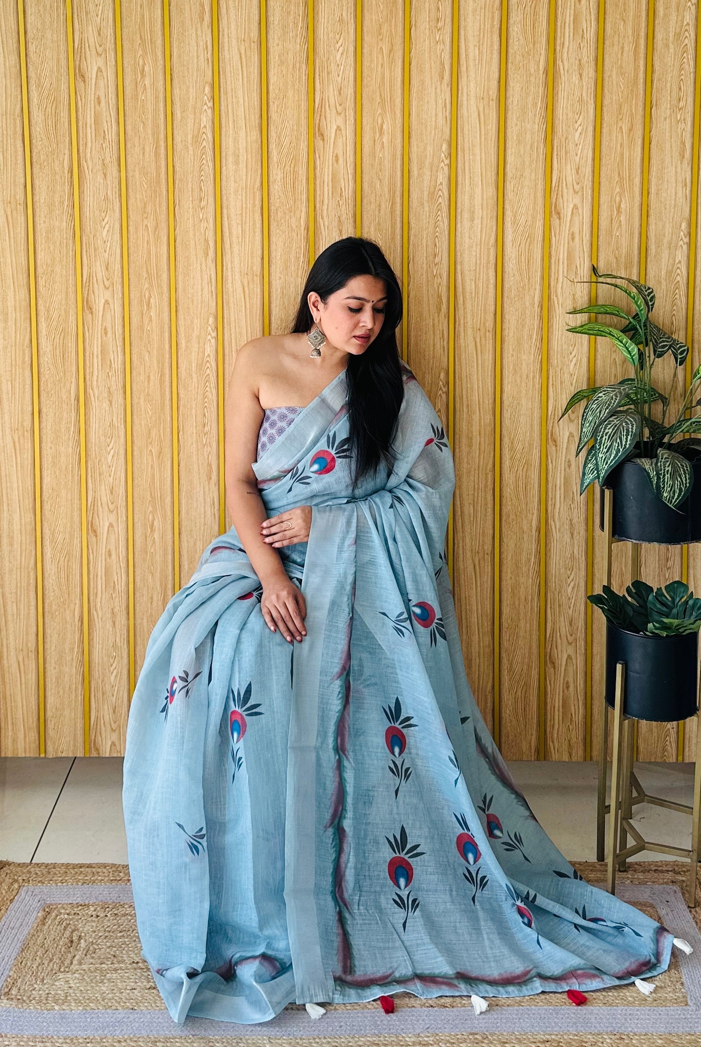 समुद्री हरे रंग की विशेष शादी की सॉफ्ट लिनन कॉटन डिजिटल प्रिंट साड़ी सिल्वर बॉर्डर के साथ