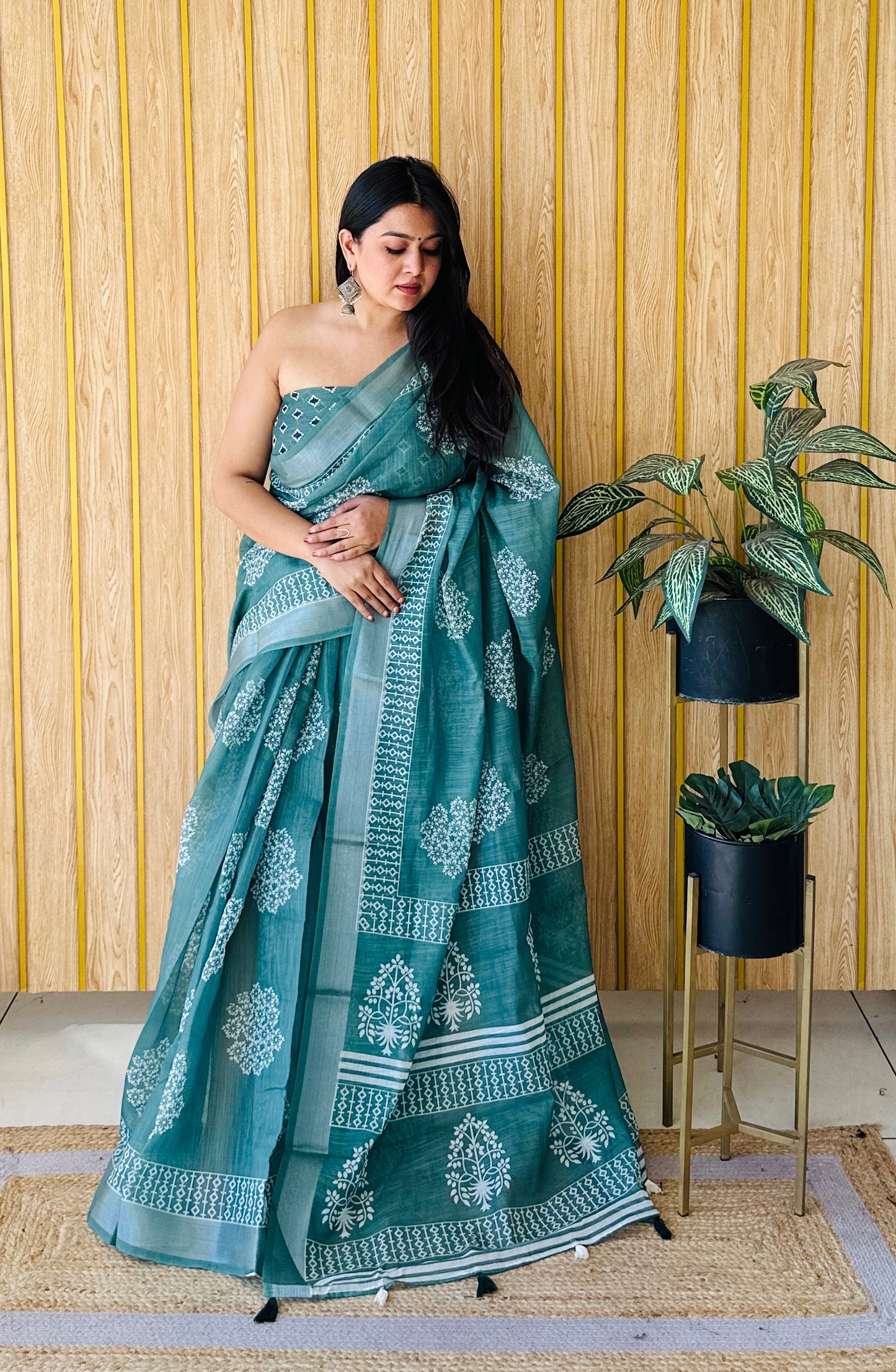 Sea Green Color Soft Linen Cotton Digital Print Saree Very Premium And Rich Quality