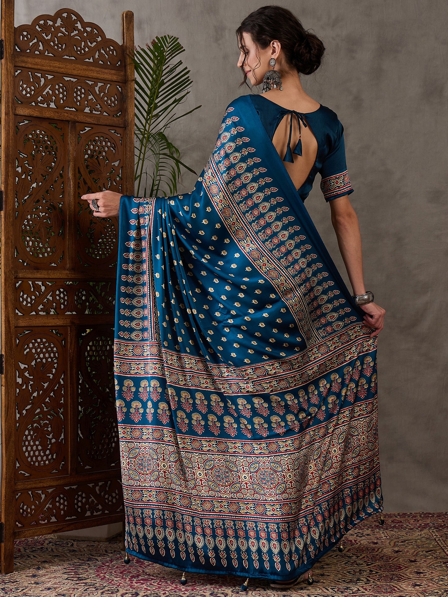 Rana Pure Semi Modal Silk Floral Printed Saree