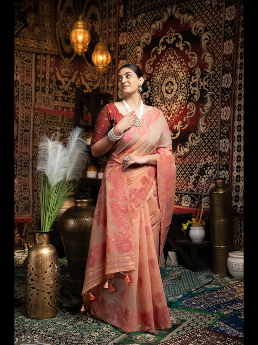 पीच रंग जामदानी सॉफ्ट कॉटन साड़ी अनस्टिच्ड ब्लाउज के साथ